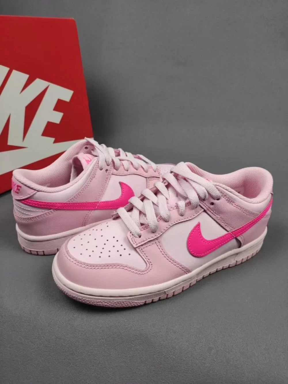 Nike Dunk Low GS Pink Foam Hyper Pink Low Top Sneakers Brand New